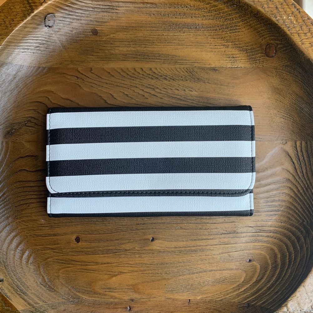Kut from the Kloth Black White Striped Wallet
